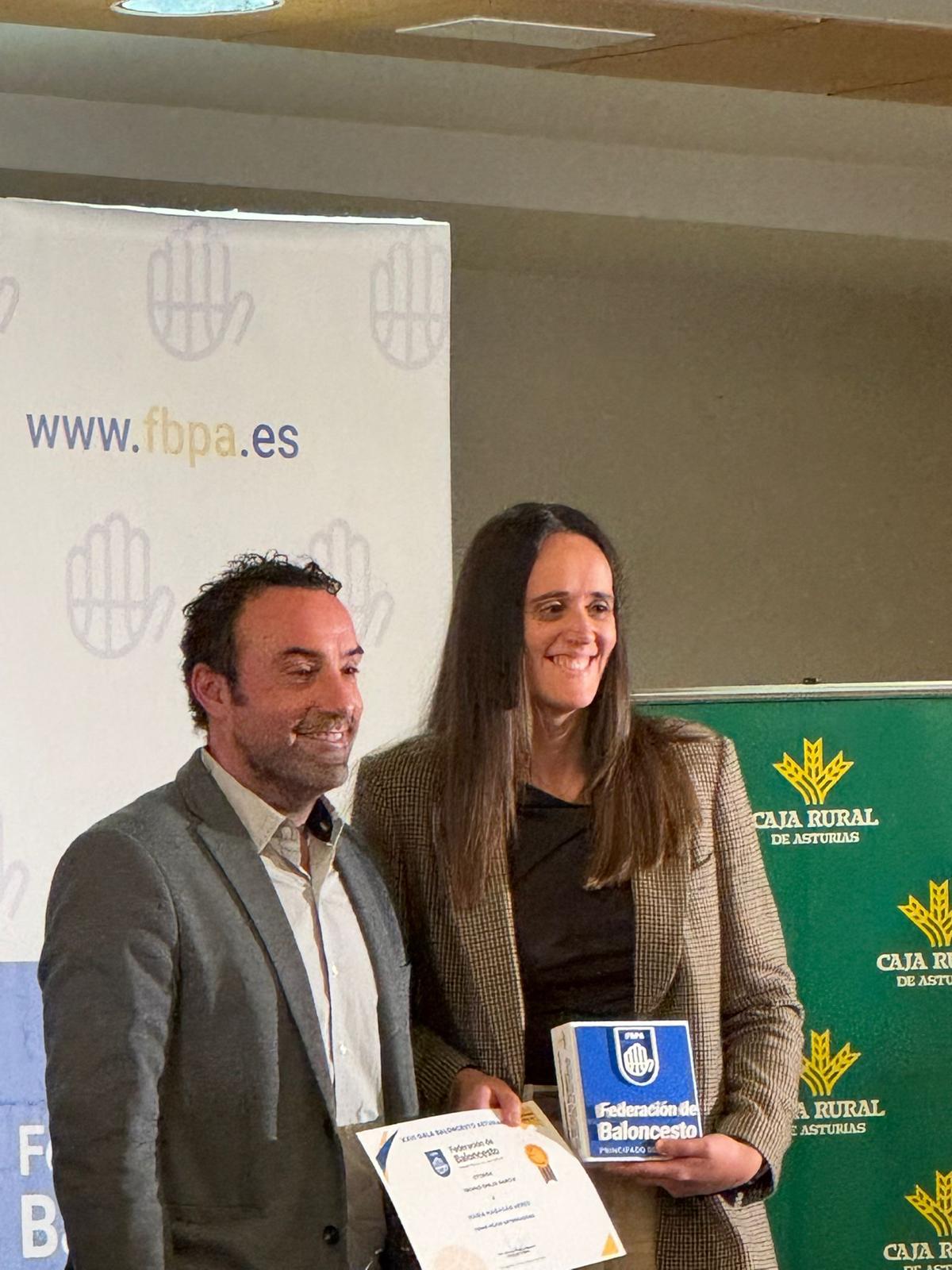 MARÍA MAGADÁN RECIBIÓ LA DISTINCIÓN “EMILIO GARCÍA” A LA MEJOR ENTRENADORA EN LA GALA DEL BALONCESTO